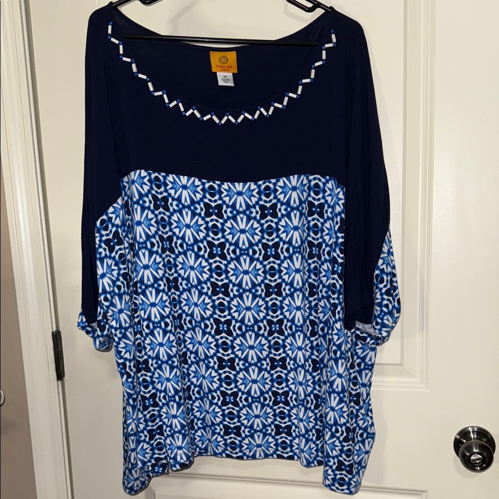 Ruby Rd. Blue and White Patterned Blouse